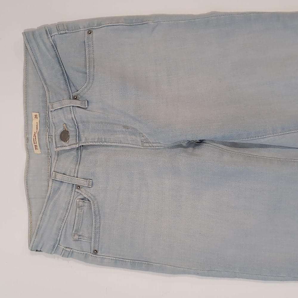 Levi's 711 Amilly Ankle Light Wash Studded Jeans Size 26 - Picture 2 of 12